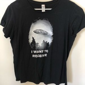 X-Files I Want To Receive (Pizza) Shirt